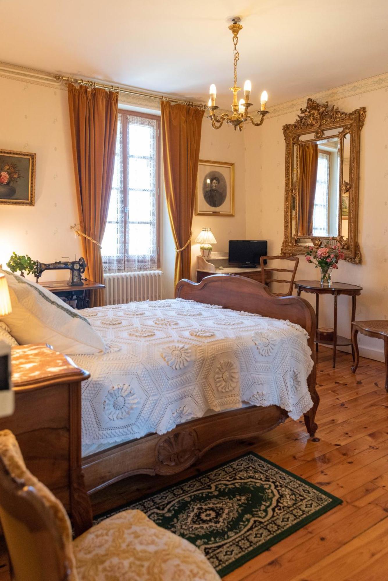 La Maison De Mireille Villa Le Puy-en-Velay Buitenkant foto